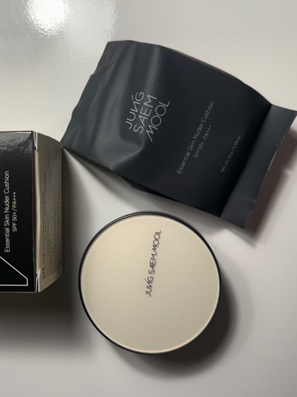JUNGSAEMMOOL Essential Skin Nuder Cushion Foundation Refill 14g (+ case) LIGHT
